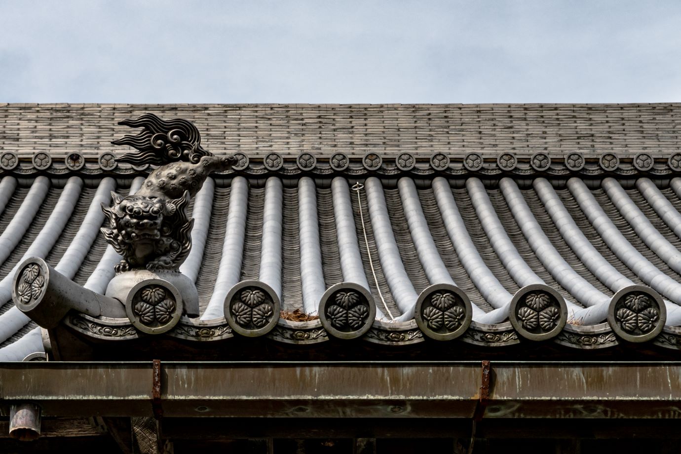 大樹寺屋根瓦徳川家の菩提寺大樹寺