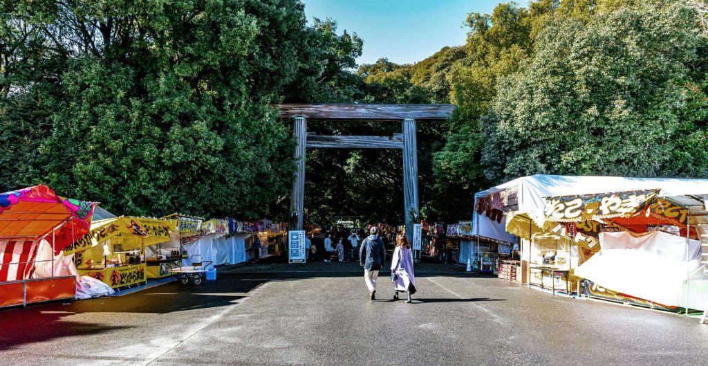熱田神宮の駐車場