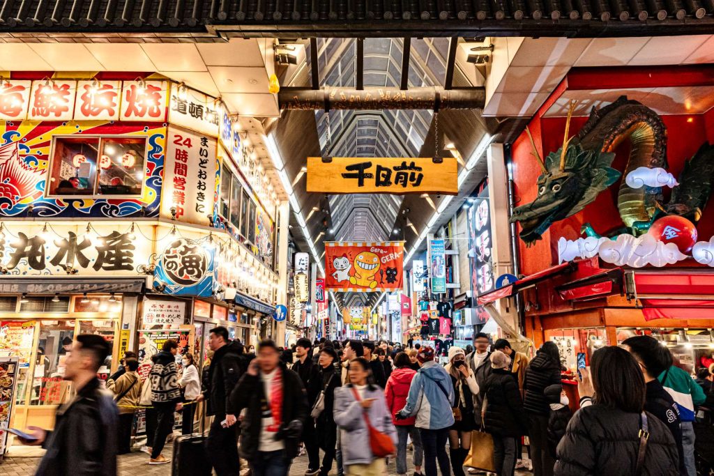インバウンドでごった返す夜の千日前