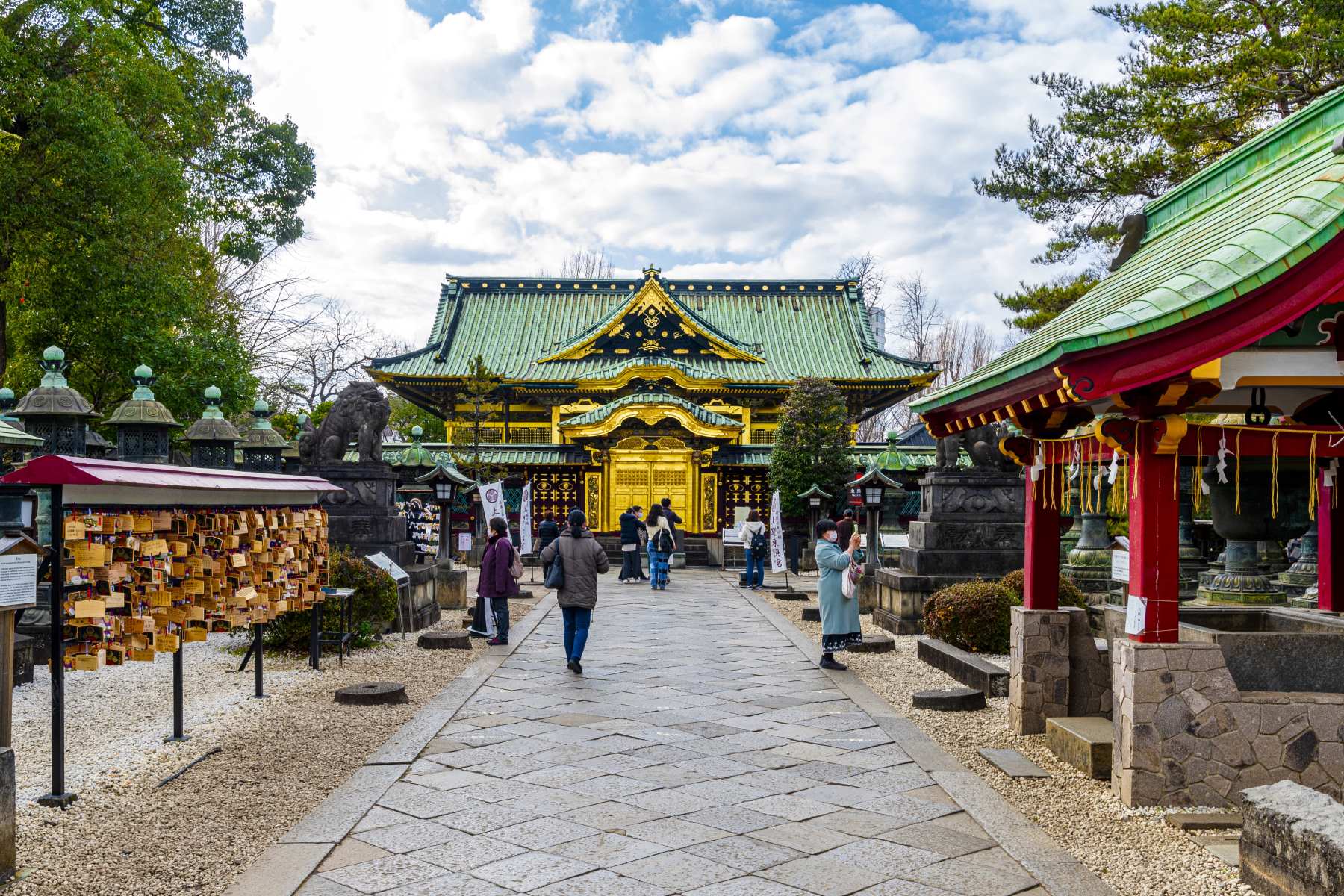 上野公園に東照宮がある