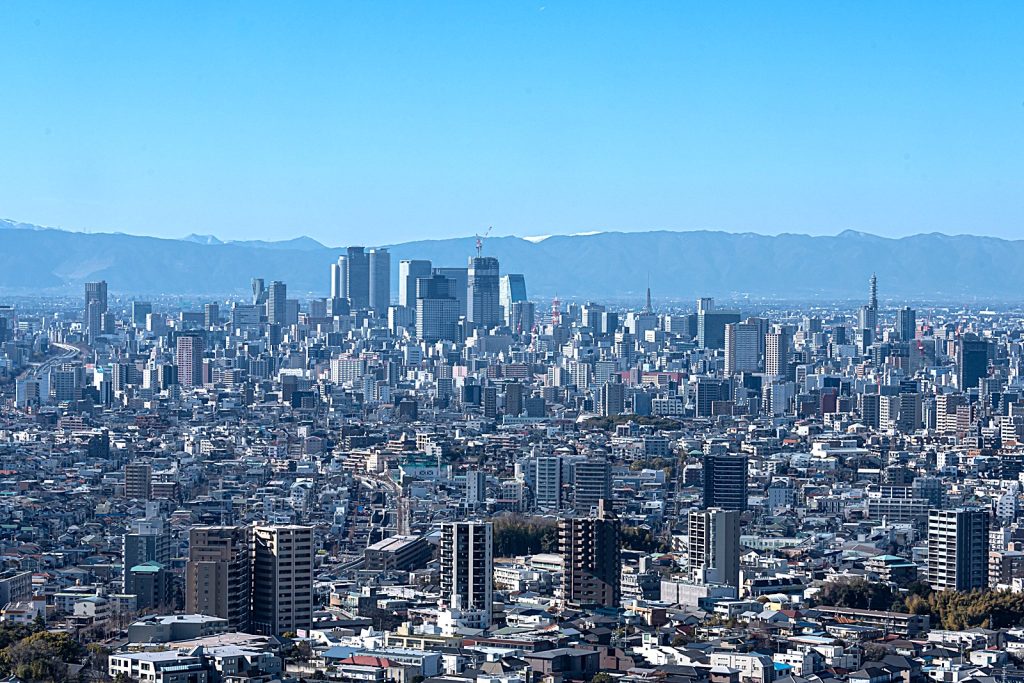 名古屋から見える養老山地