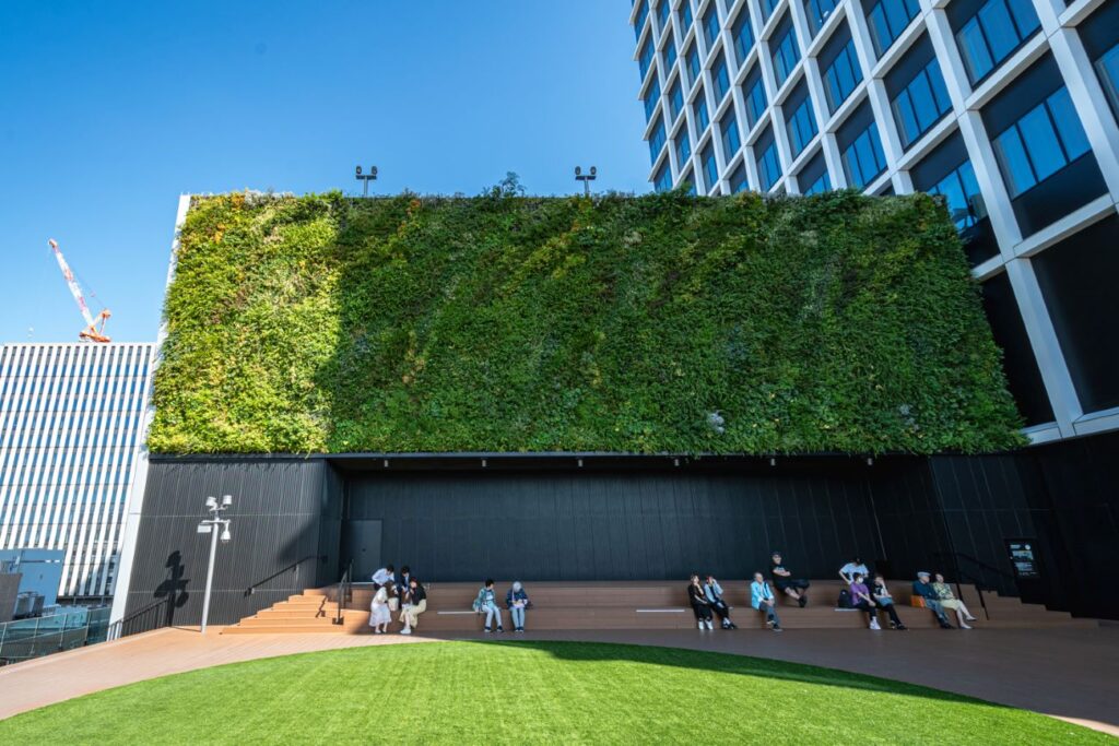 新・中日ビルの展望デッキで街を一望!